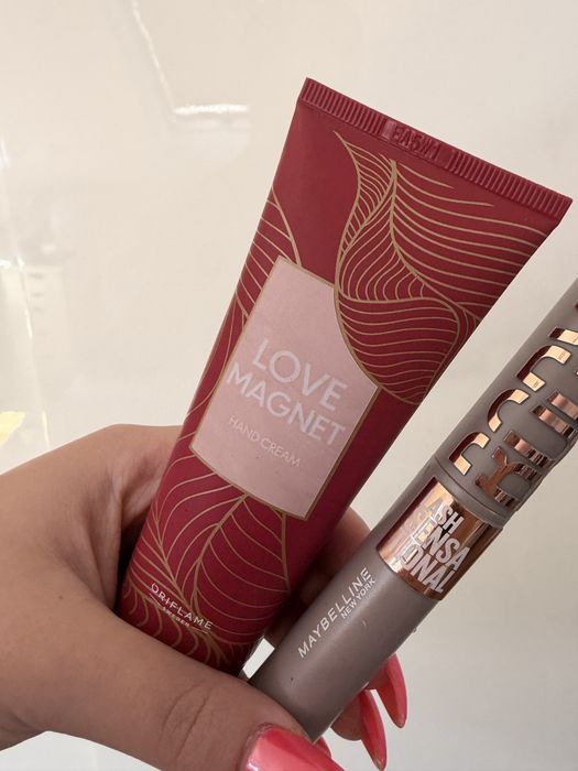 zestaw kosmetykow maybelline oriflame