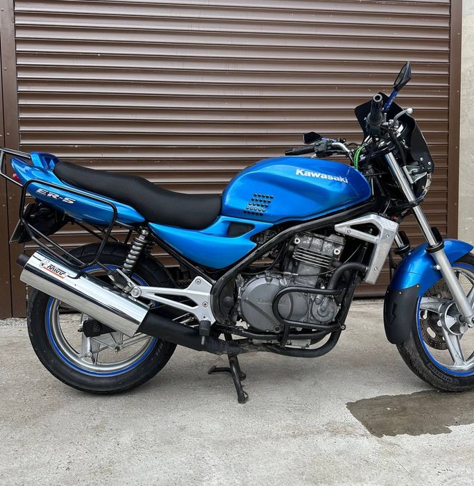 Kawasaki er 5 500