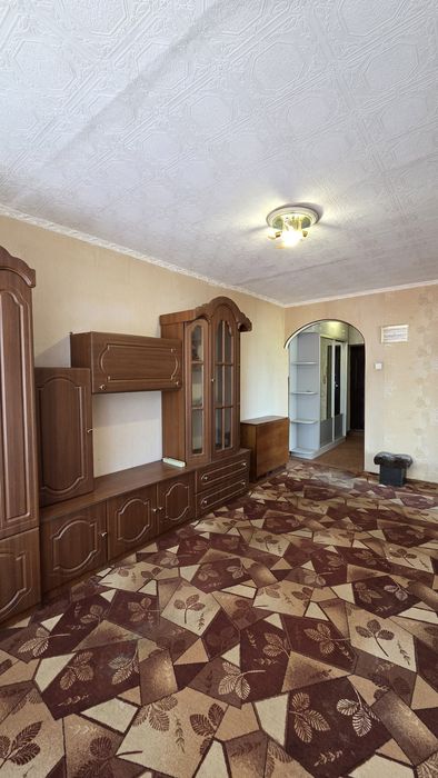 Продаж двокімнатної квартири у сел.Зарічне