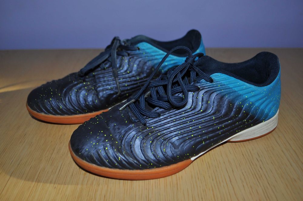 Buty młodzieżowe sportowe, halowe rozm.37