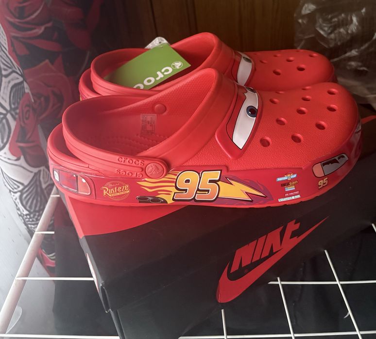 Buty Klapki Crocs Zygzak Mcqueen 42