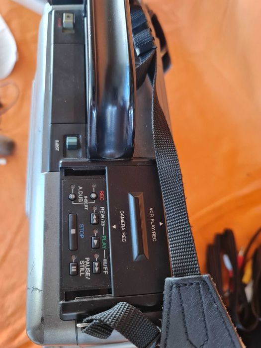 Máquina de Filmar Philips Explorer VHS HQ Camcorder VKR6855 - Vintage