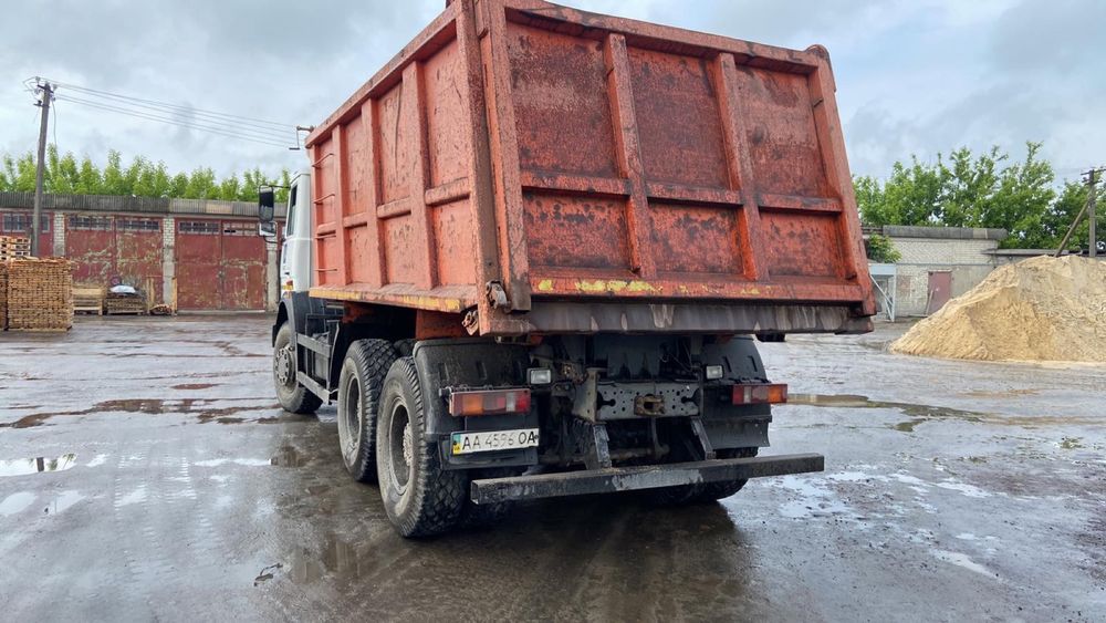 Маз самосвал 551605-271