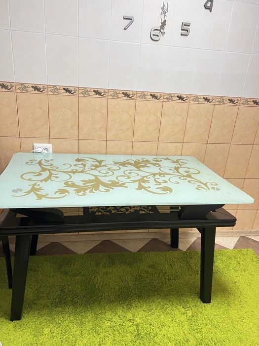 Стіл кухонний скляний 132×82