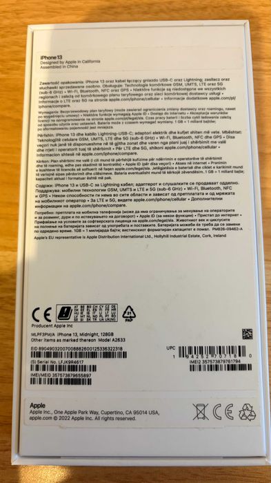 IPhone 13 powystawowy
