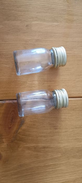 30 buteleczek po 30 ml