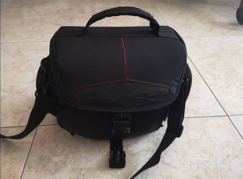 Canon EOS 650D com pouco uso