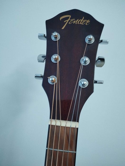 Gitara akustyczna Fender