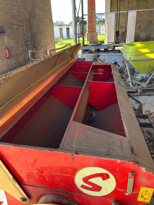 Semeador de linhas Sola