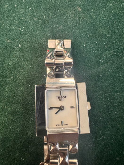 Новые Швейцарские часы  Tissot