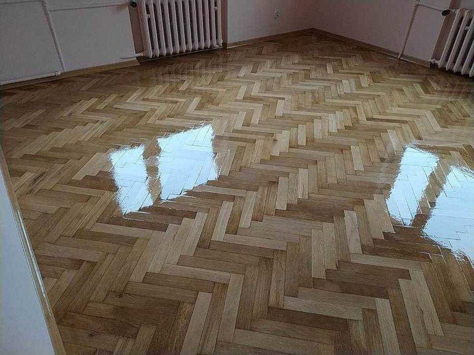 Bezpyłowe cyklinowanie podłóg, renowacje parkietów, schodów.