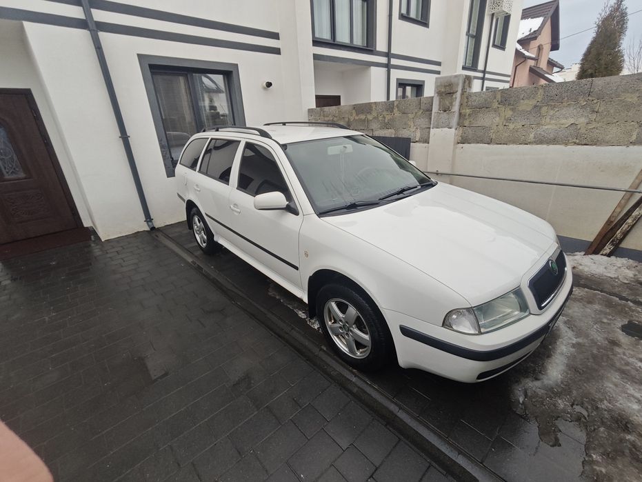 Автомобіль Шкода Октавія