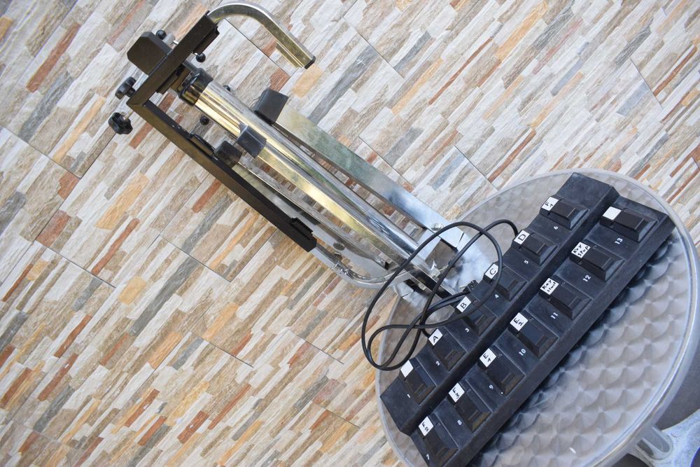 Vendo Elkavox F 3 4 Voz Com Sistema Midi. Fonte Mesa Pedal Tripe N 149