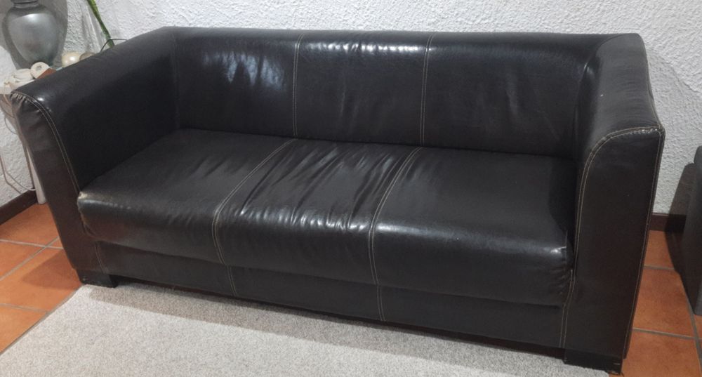 Sofá de pele da Moviflor