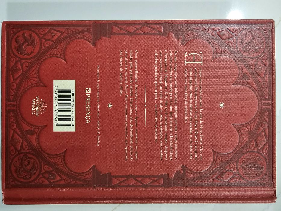 Harry Potter  Desing e Ilustrações de MinaLima