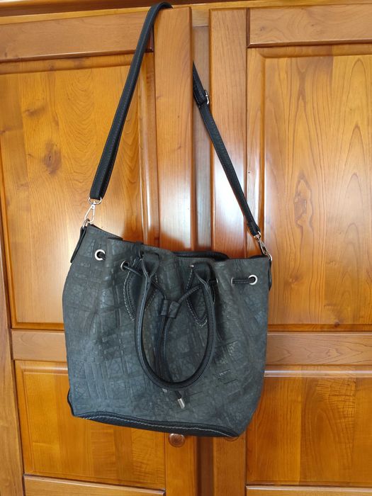 Carteira pele Gabor nova