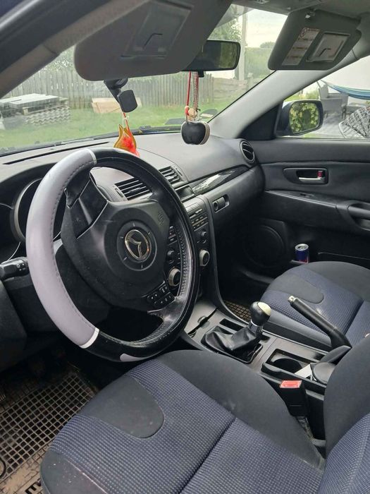 Mazda 3, 1.6 benzyna