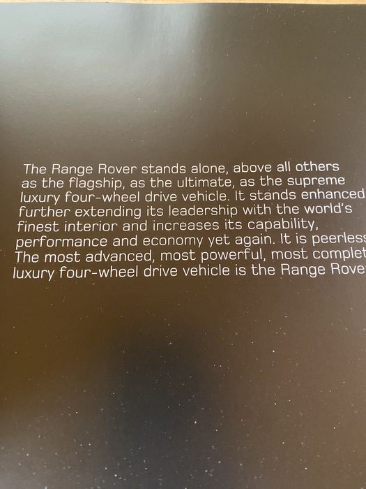 Brochura de Range Rover 2011 - edição em Inglês