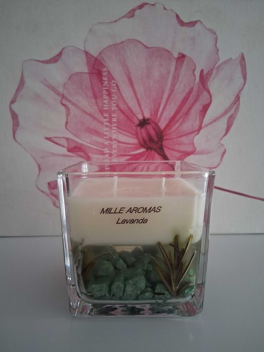 Confecção de velas artesanais e aromáticas