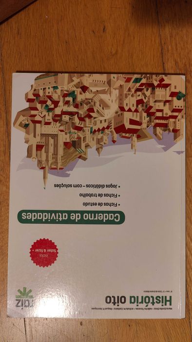 Livro de actividades História 8