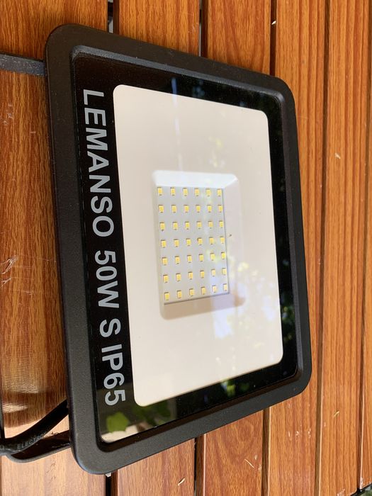 Прожектор Lemanso LED з датчиком руху 50W 6500К IP65 3200 Lm Чорний (LMPS16-50)