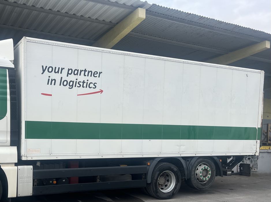 Zabudowa kontener 18 palet 7.40m