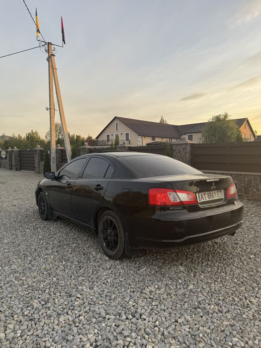 Mitsubishi Galant 9