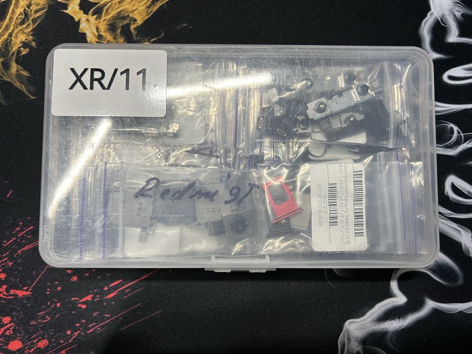 ЛОТ запчастей iPhone XR/11