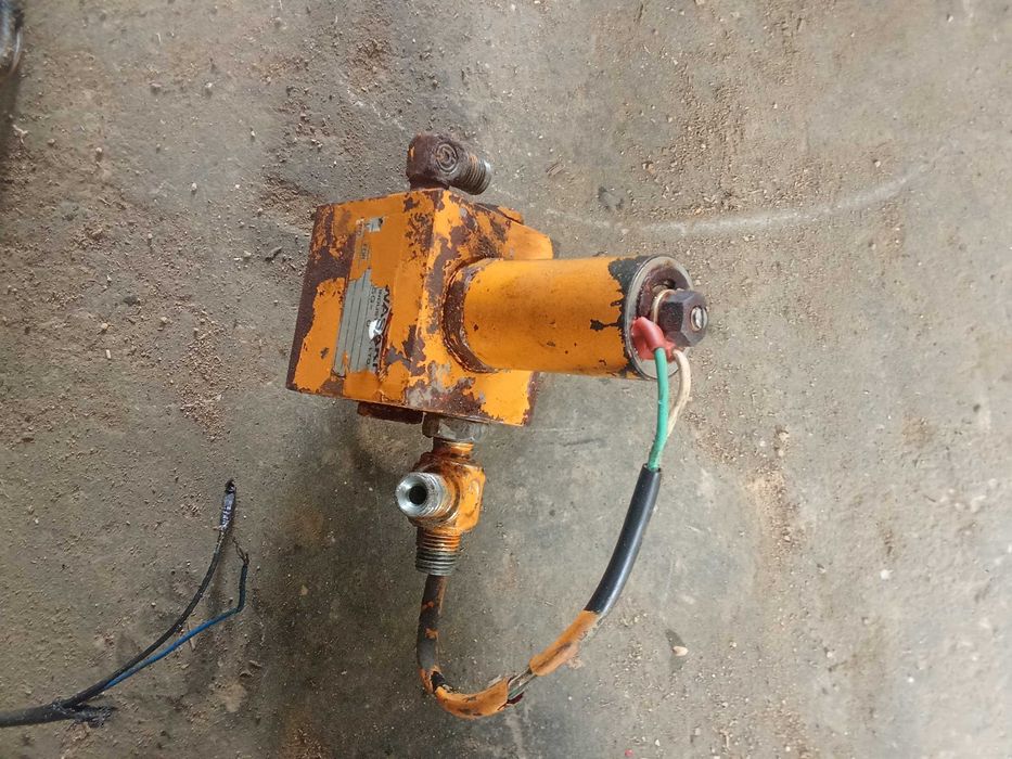 Válvulas Pilotagem Solenoide Hyundai Robex 250