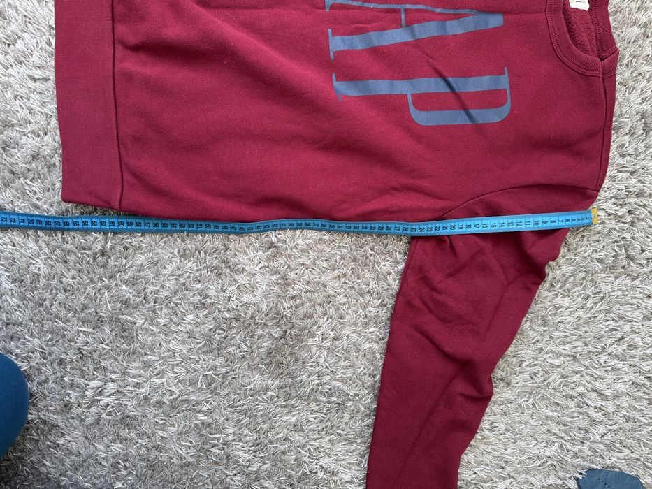 Кофта від бренду GAP