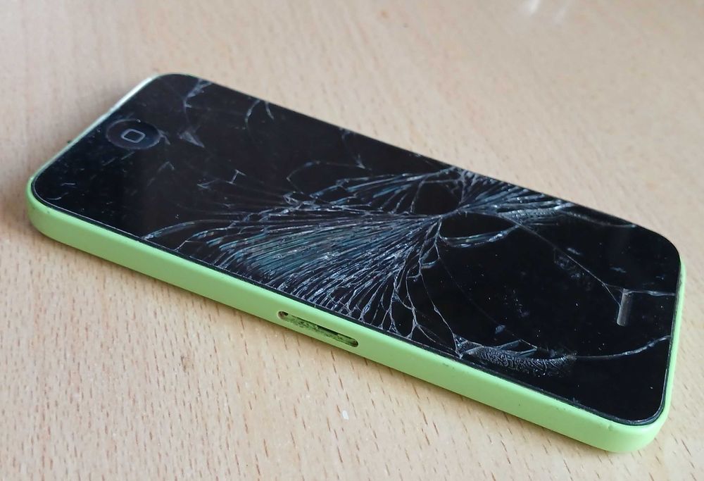 IPhone 5c на запчасти