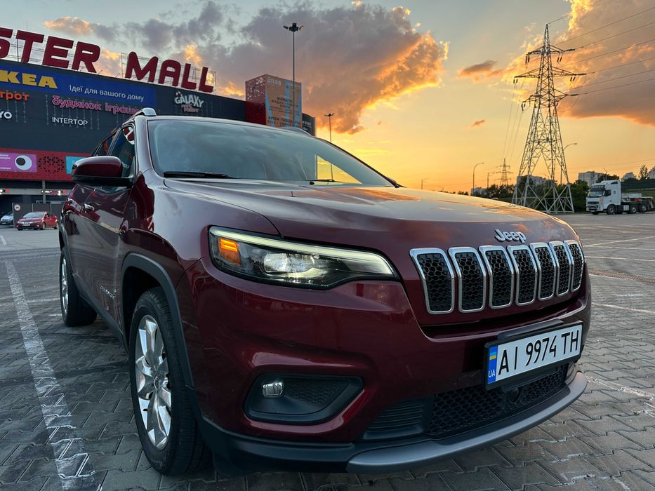 jeep cherokee продаж