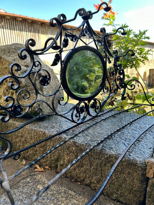 Cabide, chapeleiro, bengaleiro com espelho antigo