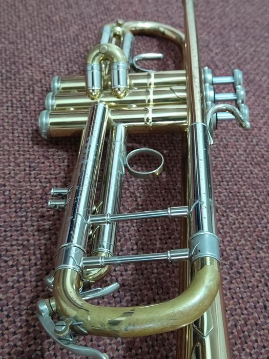 Trąbka B&S Challenger 3137 G z futerałem