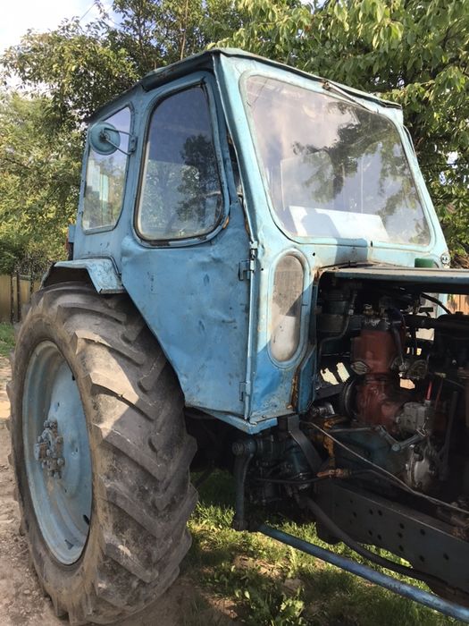 Продам трактор на ходу