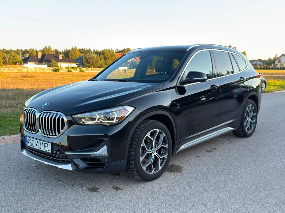 BMW X1 2.0 benzyna 231KM LIFT Full LED 2019r przebieg 124tys.km