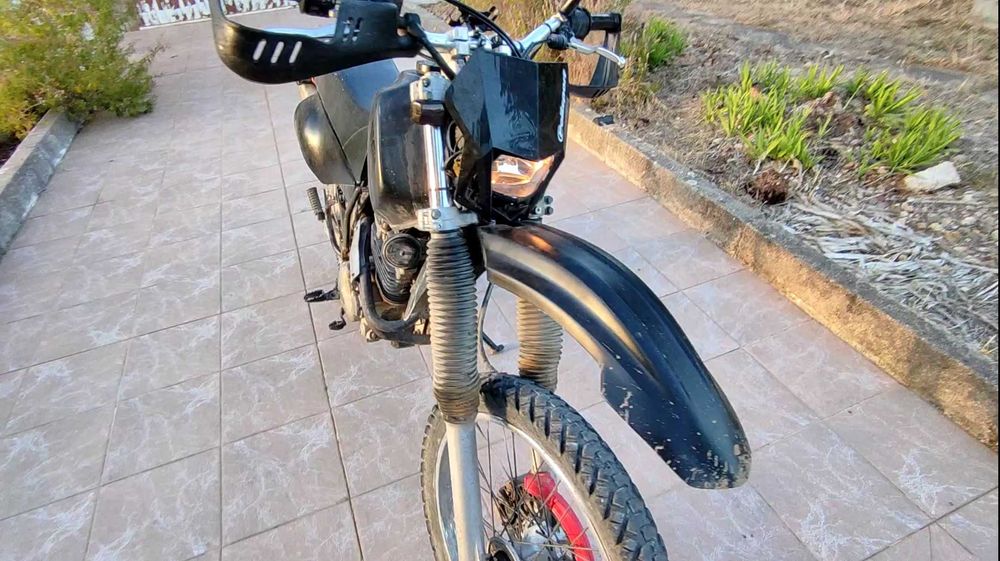 Yamaha XT 350 MATRICULADA – Projeto (algum material novo+Forqueta DTR)