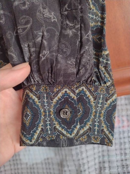 Блуза жіноча в принт.