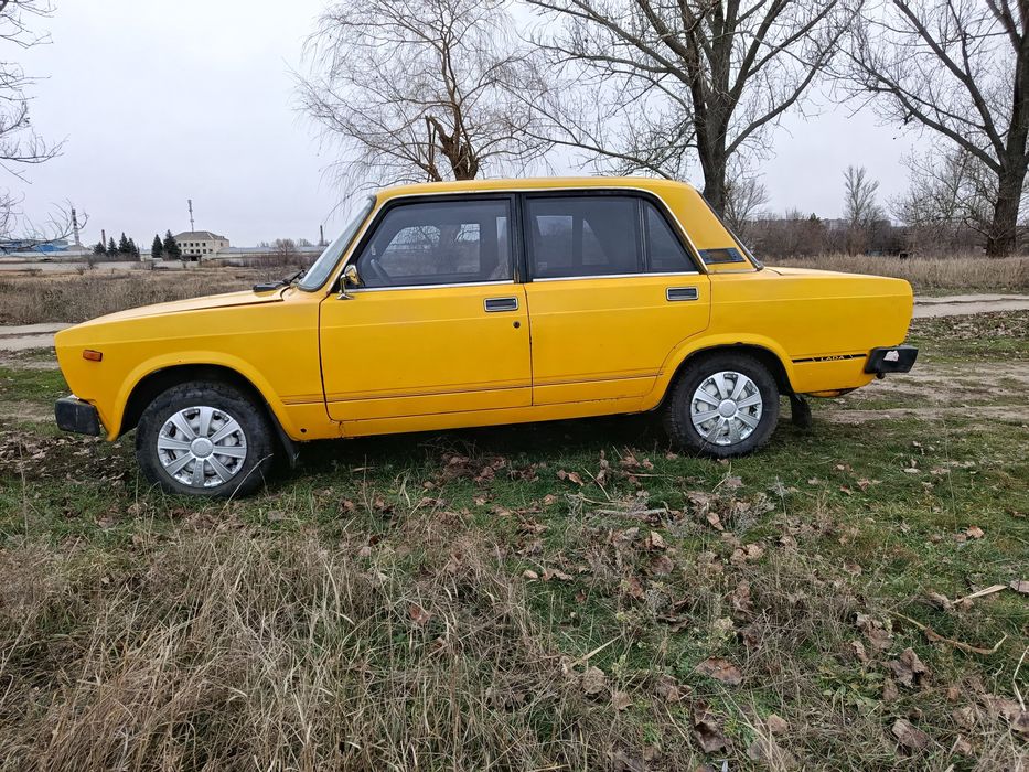 Продам Ваз 2105, на полном ходу.
