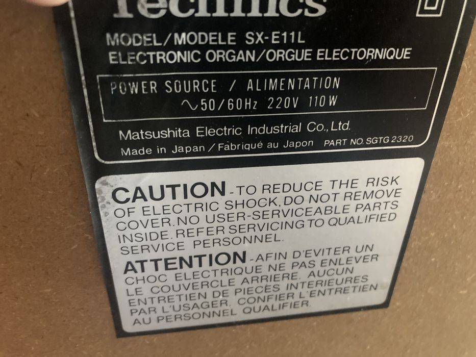 Vendo piano techenics mod sx-E11L