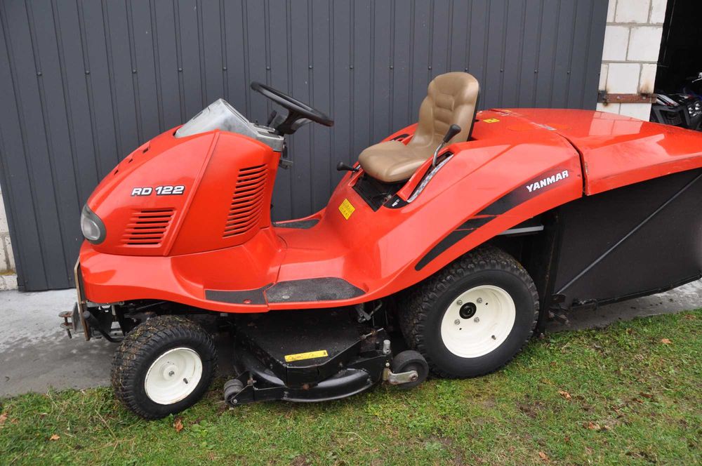 Traktorek kosiarka iseki SF450,4X4-48 Km/ ORGINAŁ/ ,yanmar,honda john deere