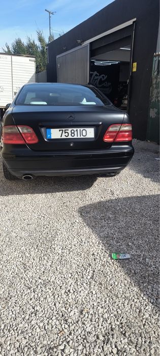 Mercedes  clk200