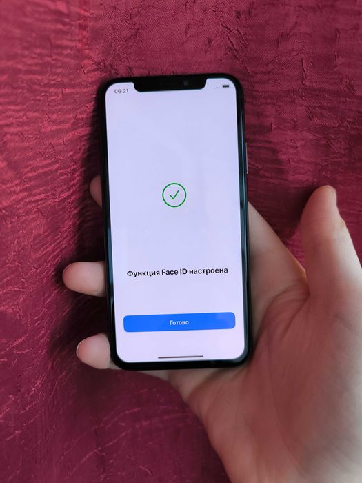 iPhone XS 64 Гб Neverlock black