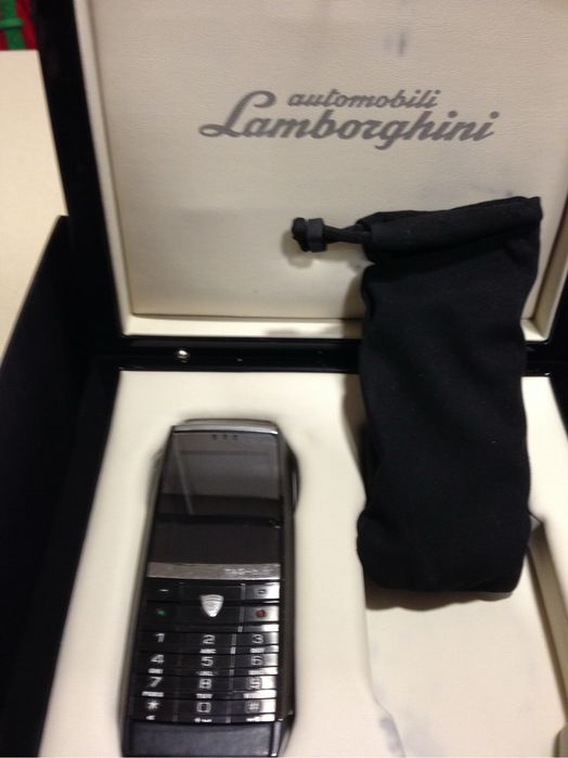 TAG Heuer Meridist - Lamborghini Mobile Phone
