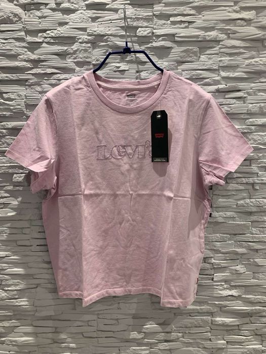 Футболка жіноча Levis