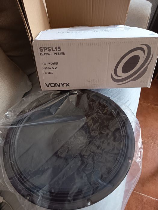 Coluna de 15 Polegadas 800W 400 RMS Vonyx