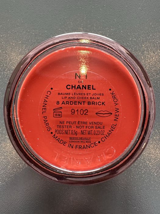 Chanel balsam do ust i policzkow.