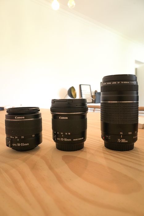 Canon 2000d  com três lentes