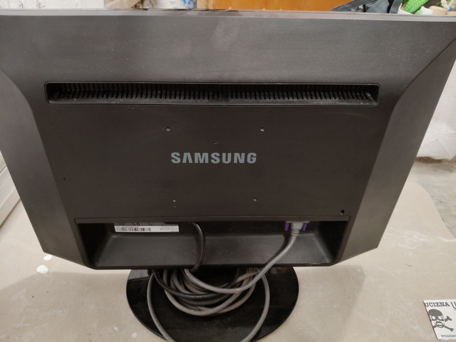 Monitor Samsung SyncMaster 2253BW