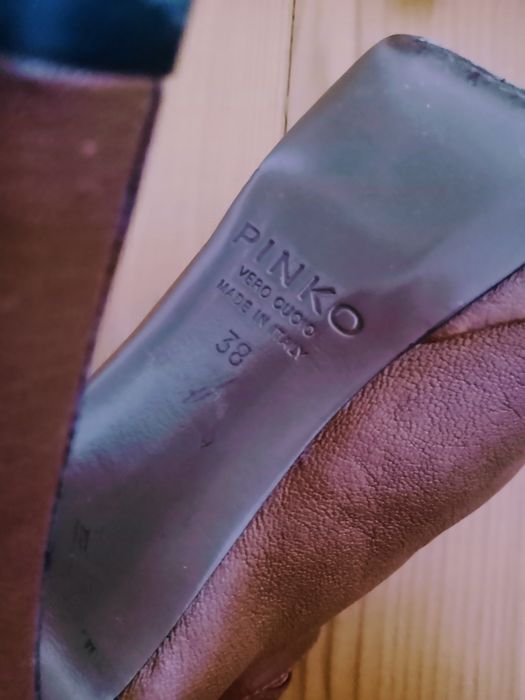 Botki Pinko logowane